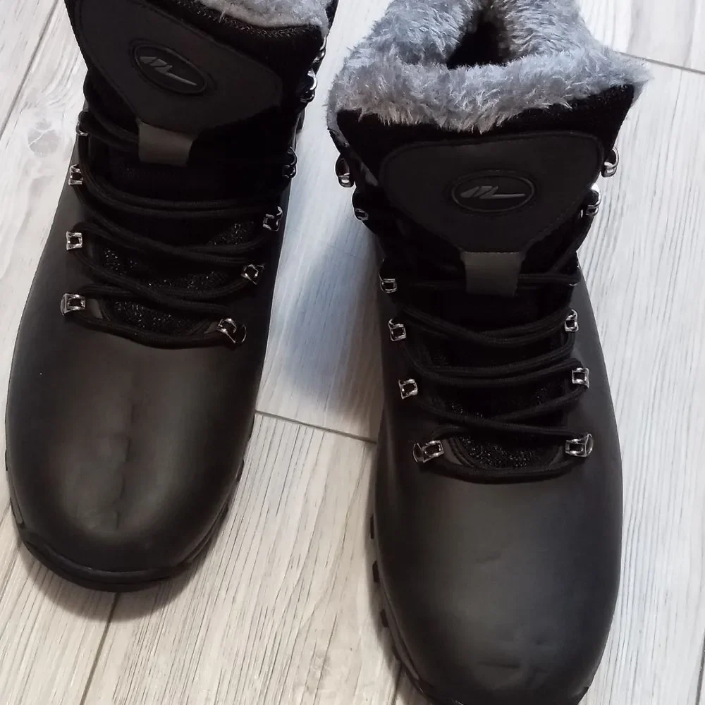 (71-4299)  Men's Winter Boot Sz 46 (13)